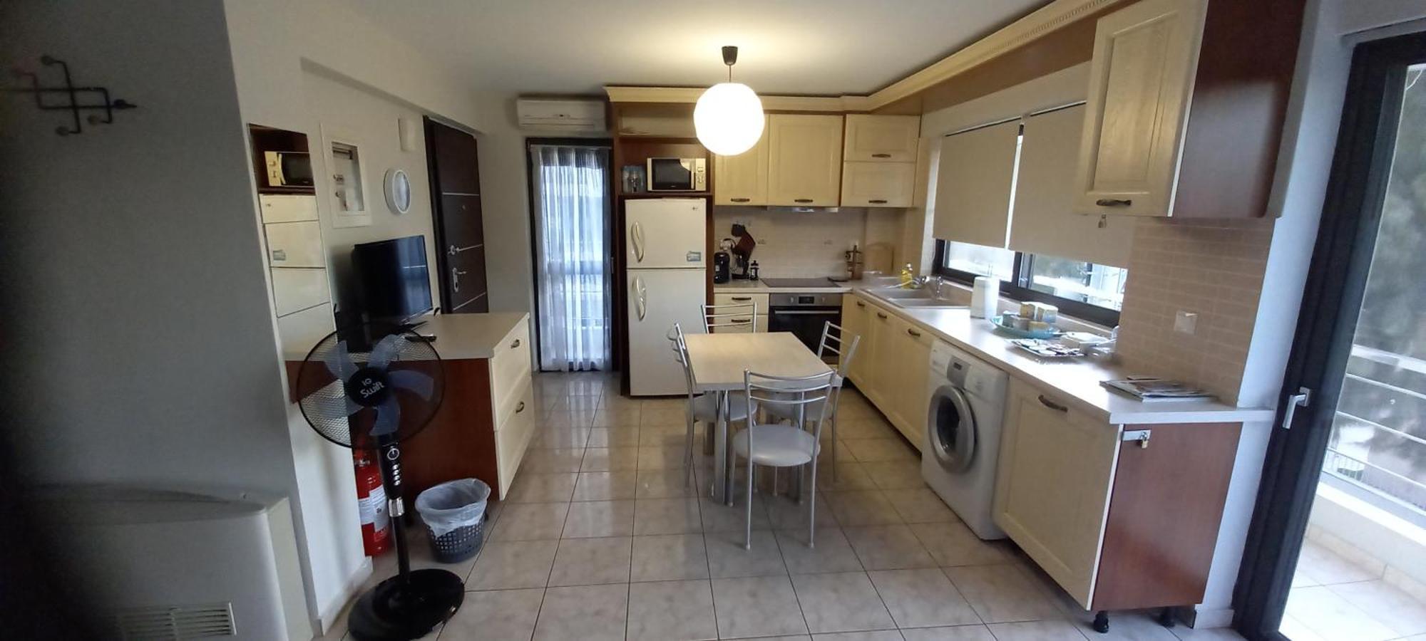 Apartment Lavrio Center - Thanasis' Studio *